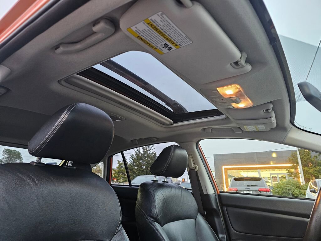 Used 2015 Subaru Crosstrek 2.0i Limited image 11