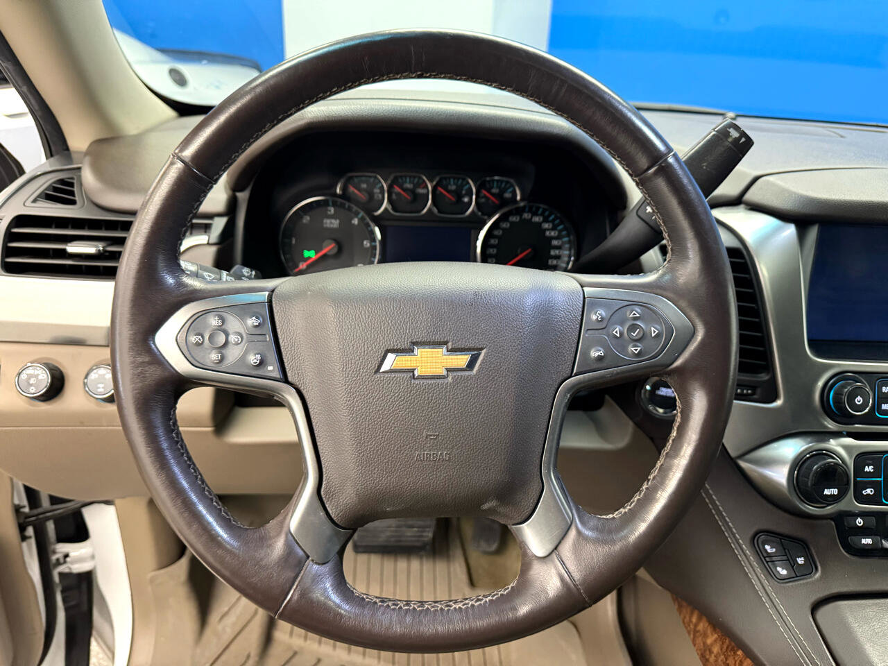 Used 2016 Chevrolet Suburban LTZ image 14