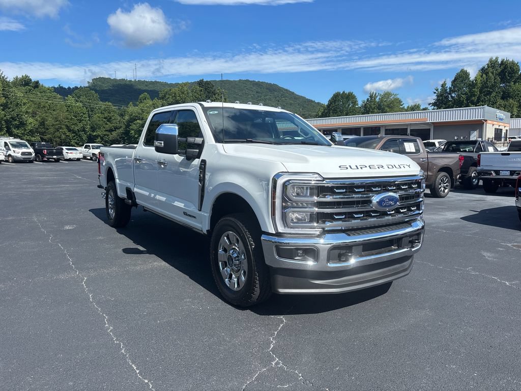 Used 2026 Ford F350 Lariat w/ Chrome Package AWD/4WD image 3