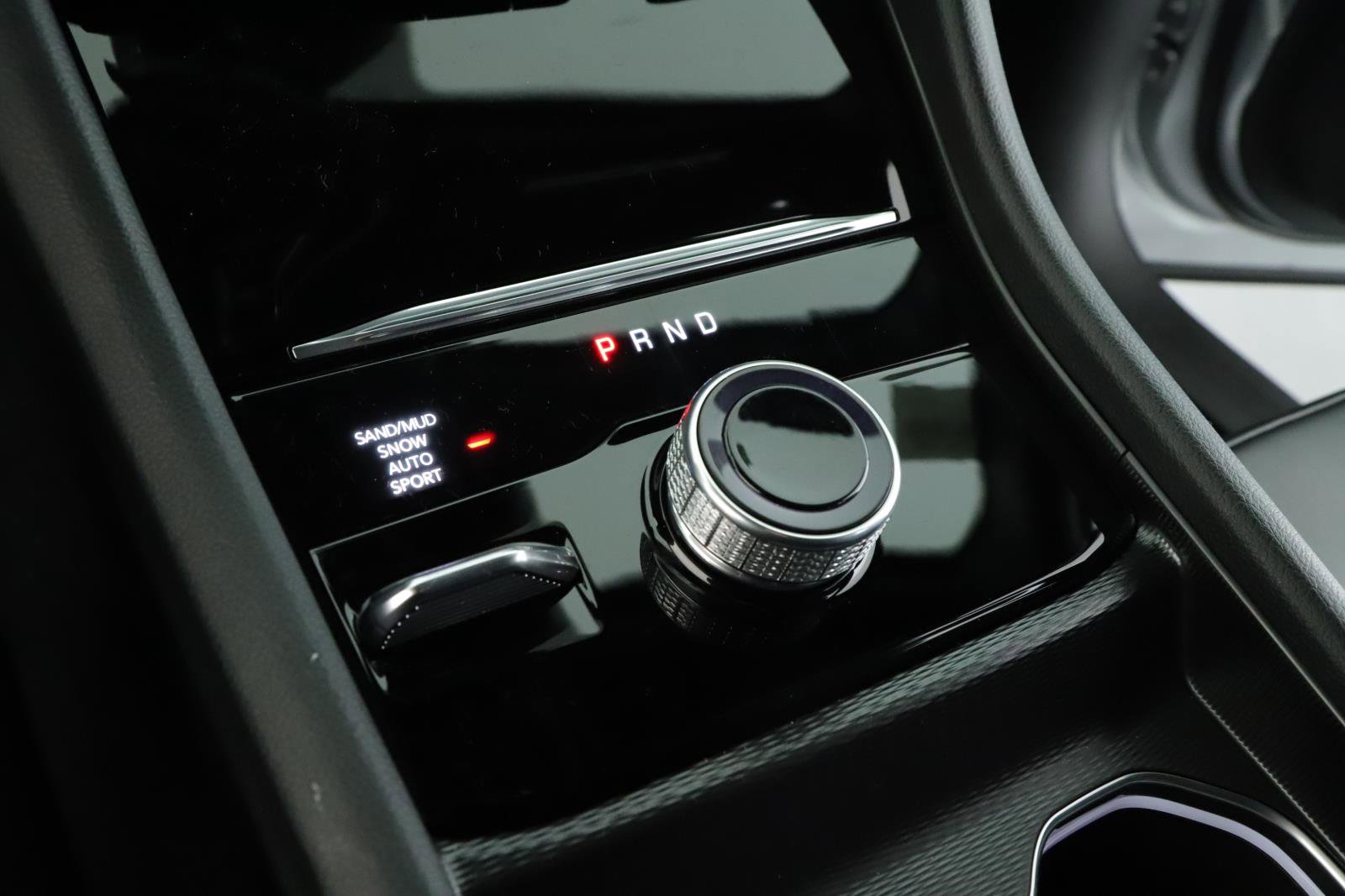 New 2025 Jeep Grand Cherokee Limited image 14