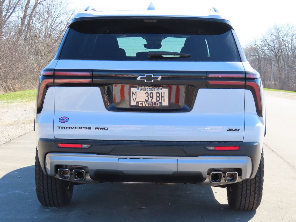 New 2026 Chevrolet Traverse Z71 image 17