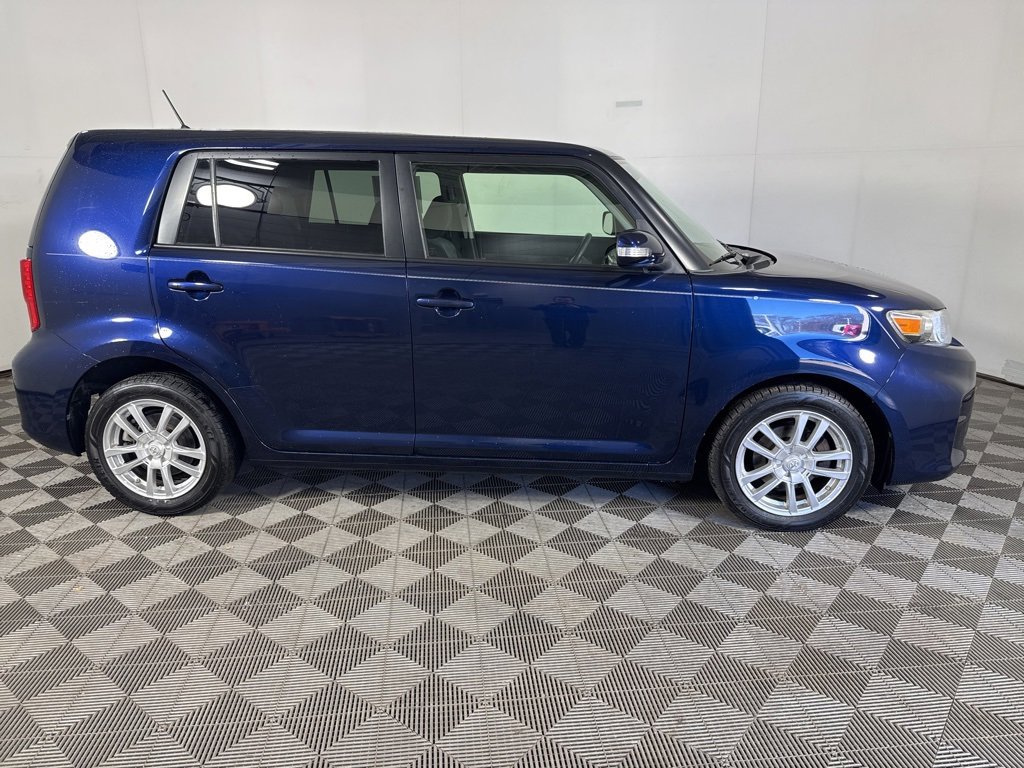 Used 2014 Scion xB image 18