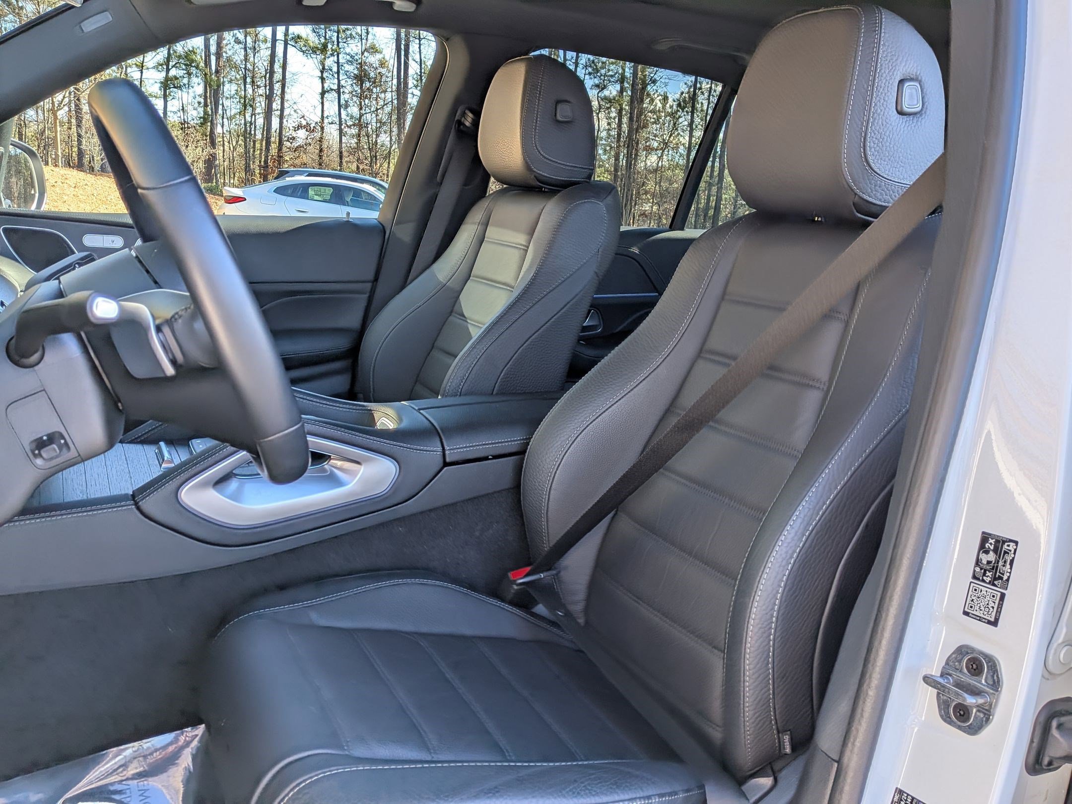 Certified 2024 Mercedes-Benz GLE 450 4MATIC w/ AMG Line Exterior image 17