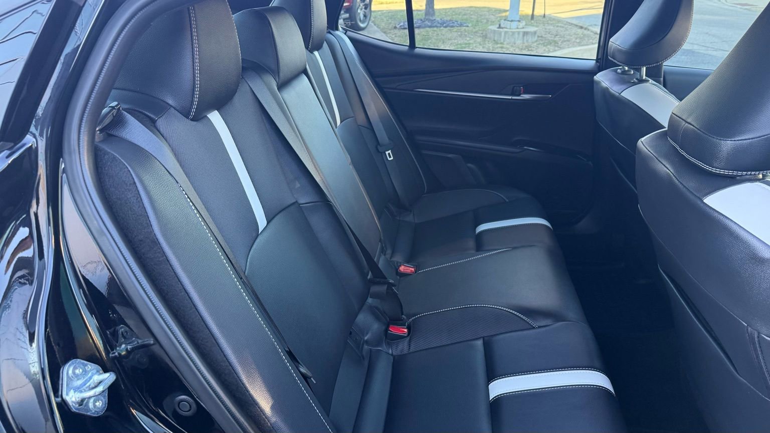 Used 2025 Toyota Camry SE image 23