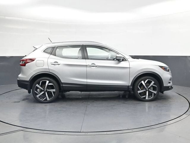 Used 2022 Nissan Rogue Sport SL w/ Premium Package FWD video 3