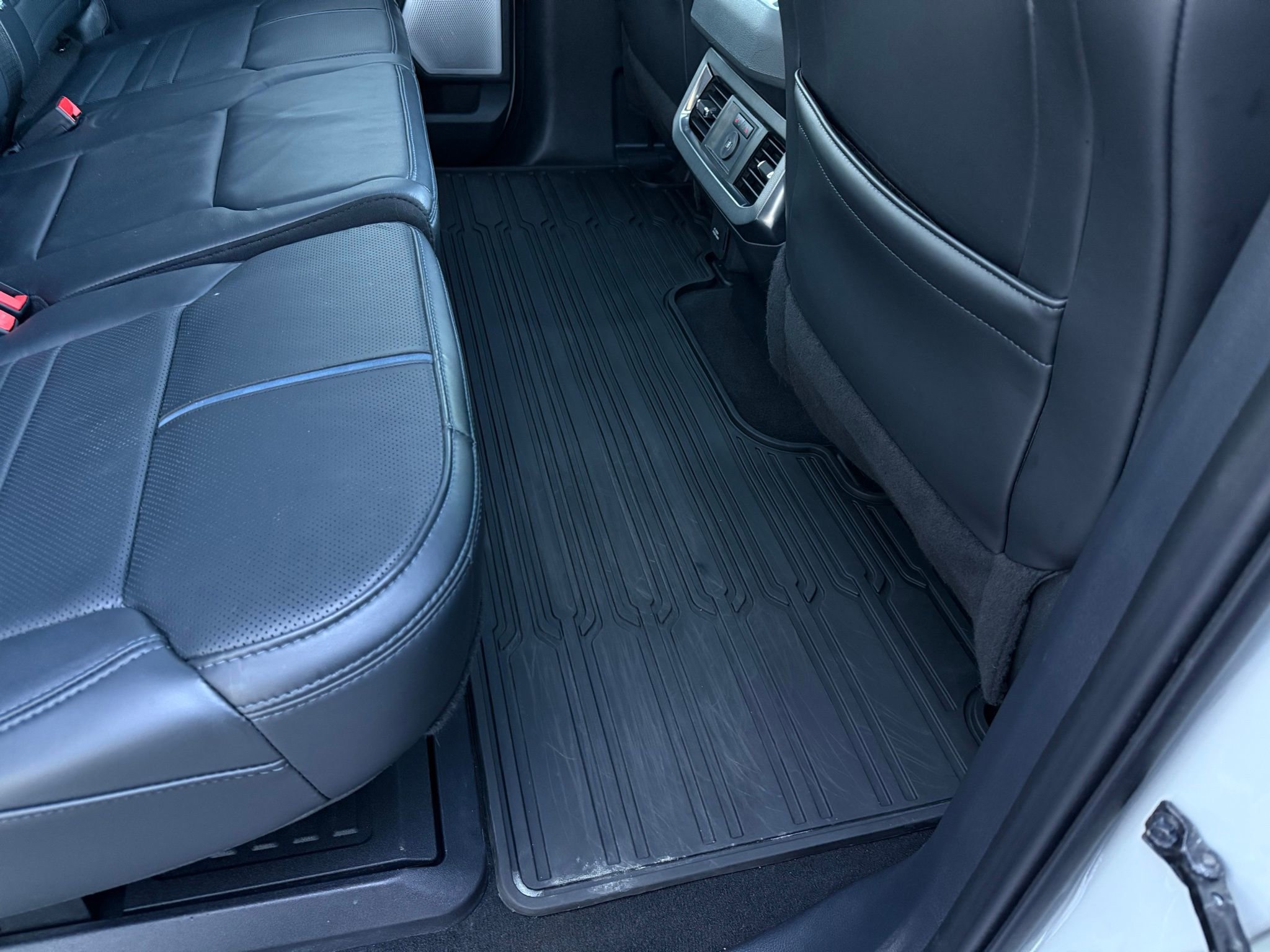 Used 2025 Ford F250 Platinum image 43