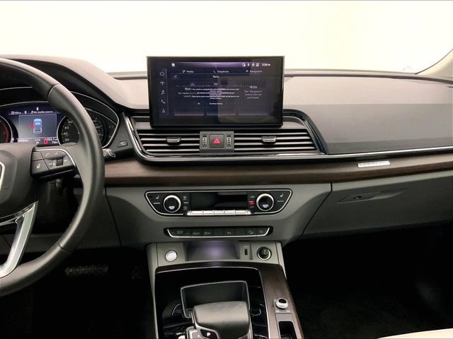 Certified 2022 Audi Q5 2.0T Premium w/ Convenience Package image 6