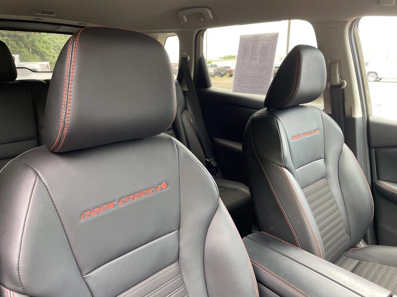 Used 2025 Nissan Rogue SV AWD/4WD image 38
