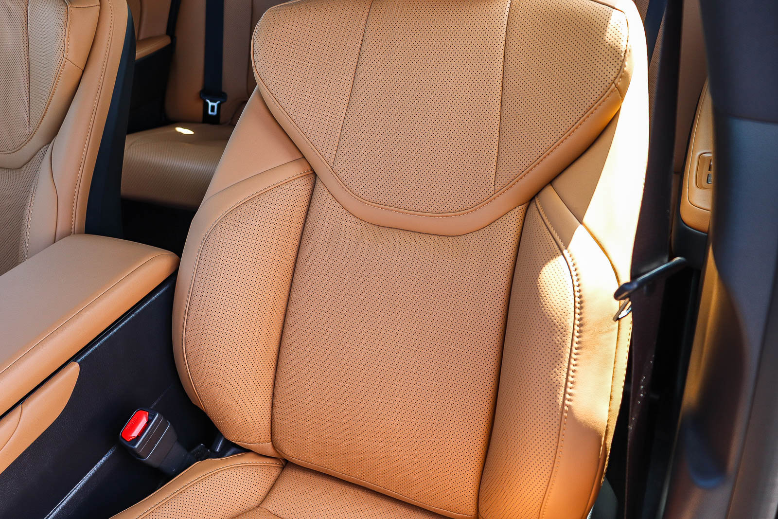New 2026 Lexus ES 350e w/ Convenience Package FWD image 32