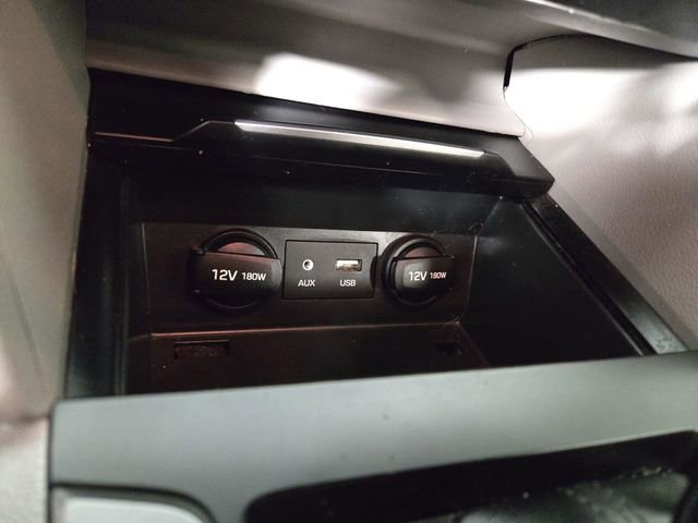 Used 2018 Hyundai Elantra SEL FWD image 25