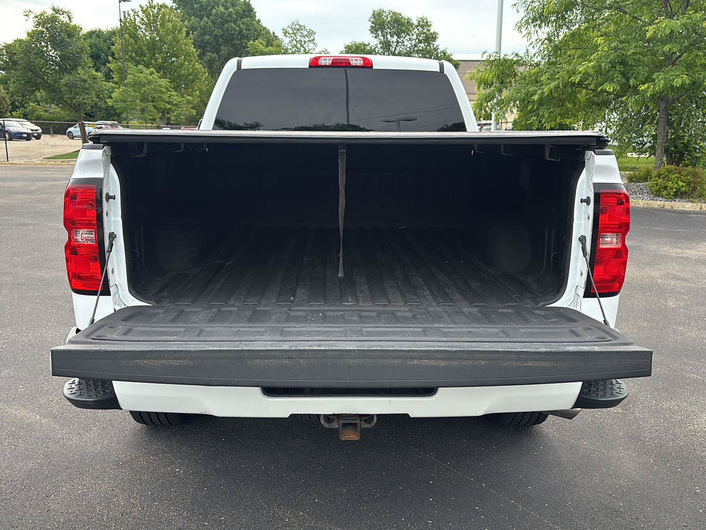 Used 2018 Chevrolet Silverado 1500 LT w/ All Star Edition AWD/4WD image 15