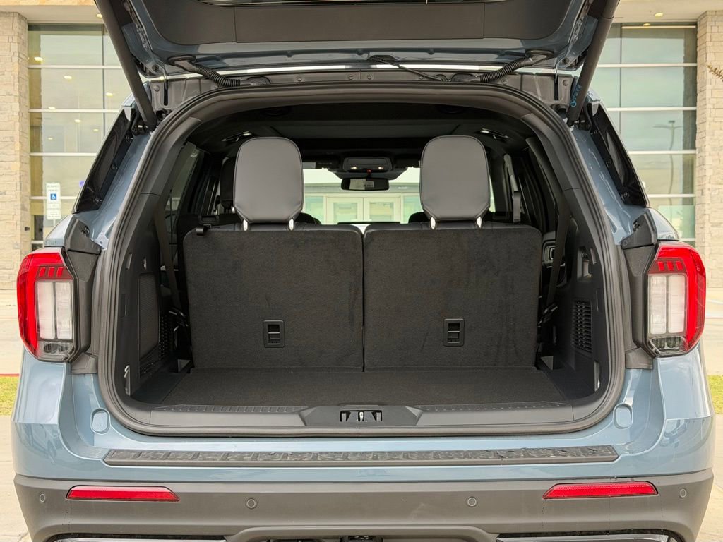 New 2026 Ford Explorer ST AWD/4WD image 64
