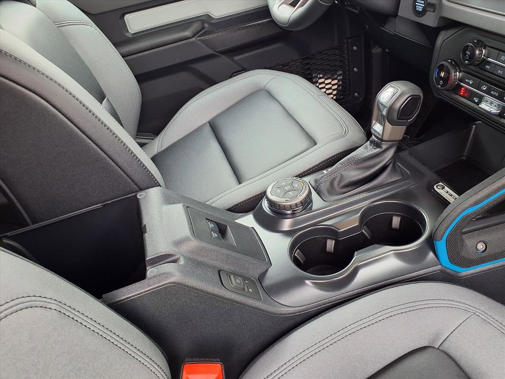 Used 2024 Ford Bronco Black Diamond w/ Sasquatch Package image 10