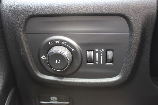 New 2026 Jeep Grand Cherokee Limited image 15