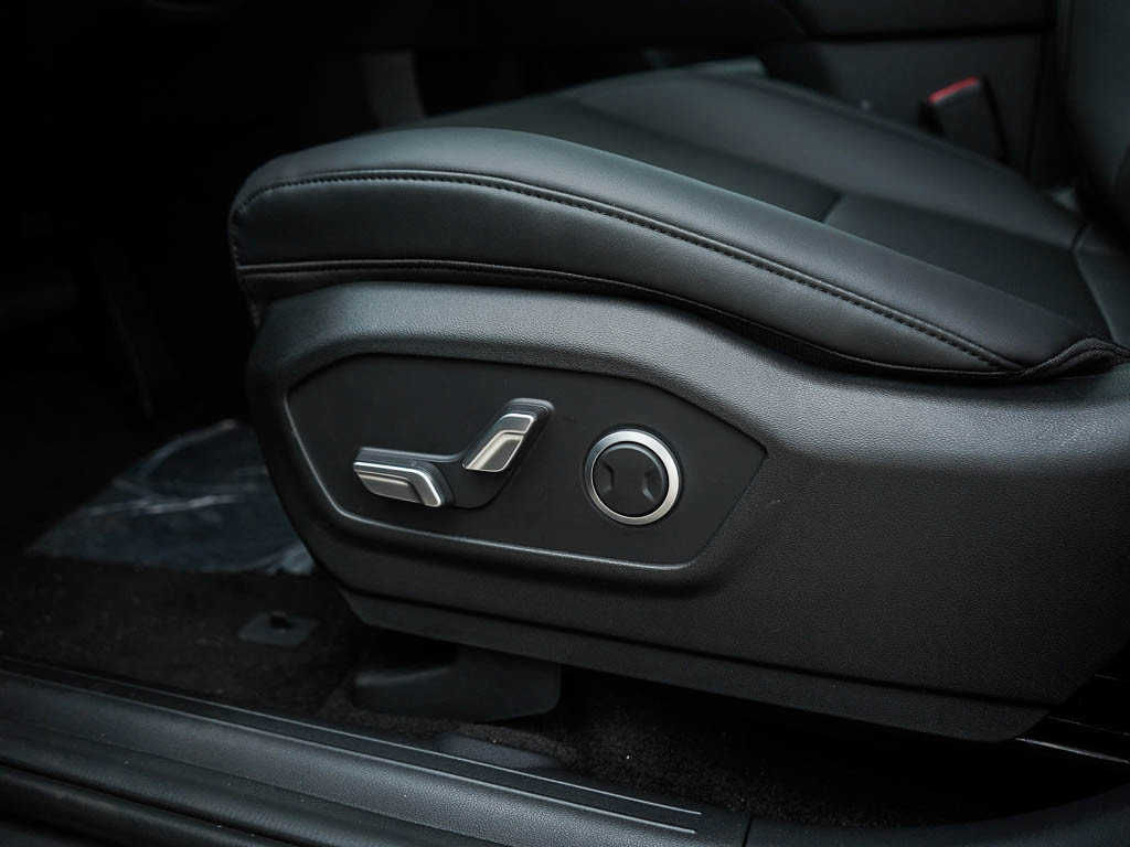 New 2026 Hyundai Santa Fe SEL image 21