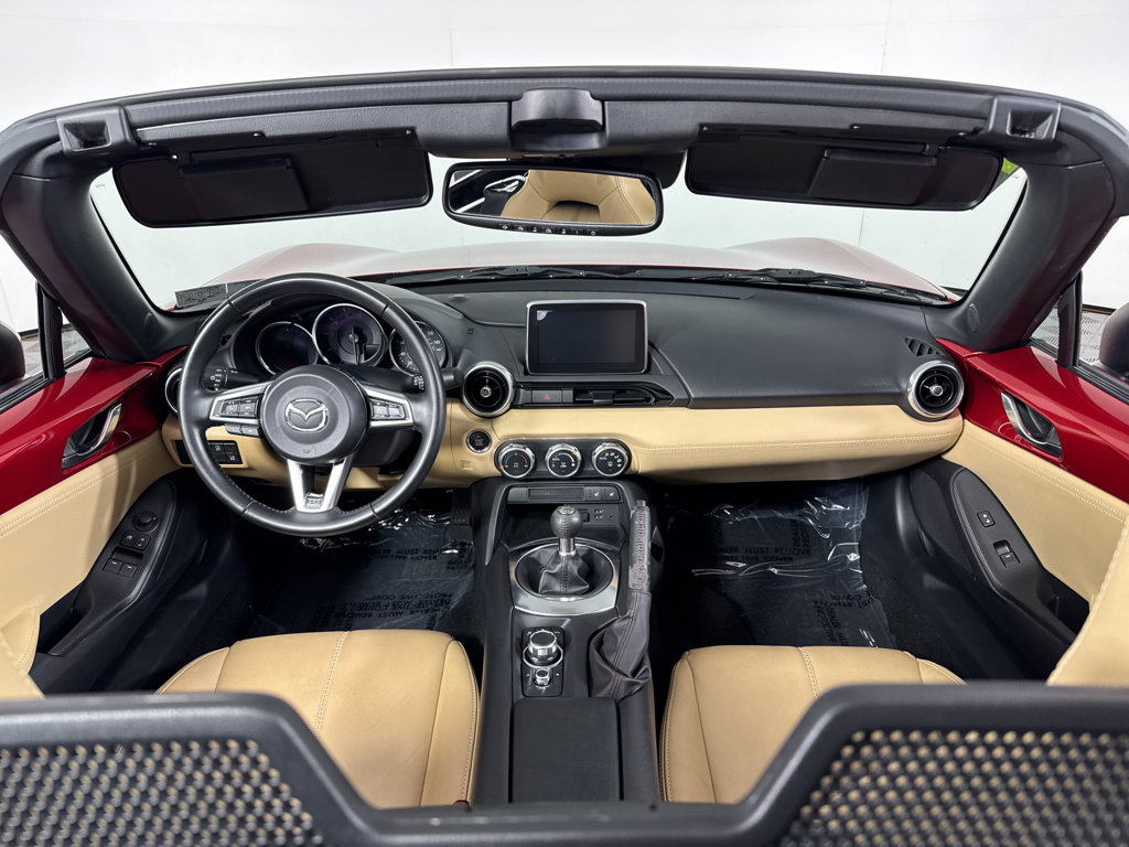 Used 2016 MAZDA MX-5 Miata Grand Touring RWD image 6