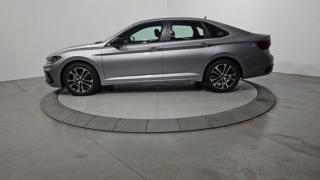 New 2026 Volkswagen Jetta Sport image 2