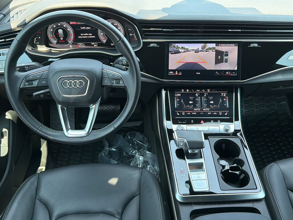 Used 2023 Audi Q8 Prestige AWD/4WD image 25