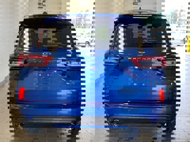 Used 2023 Ford Escape ST-Line Select AWD/4WD image 6