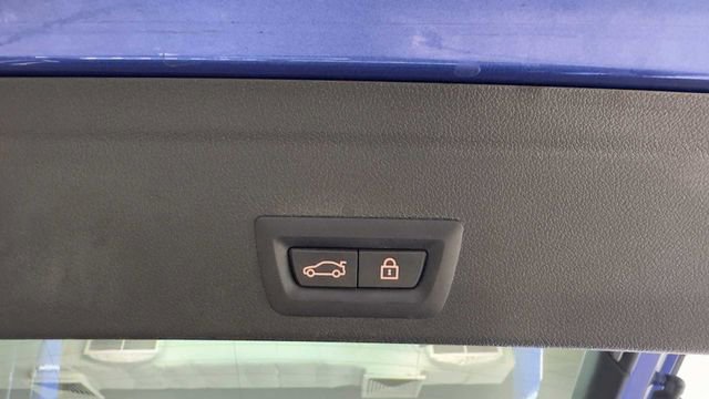 Used 2020 BMW X6 sDrive40i w/ Executive Package image 38