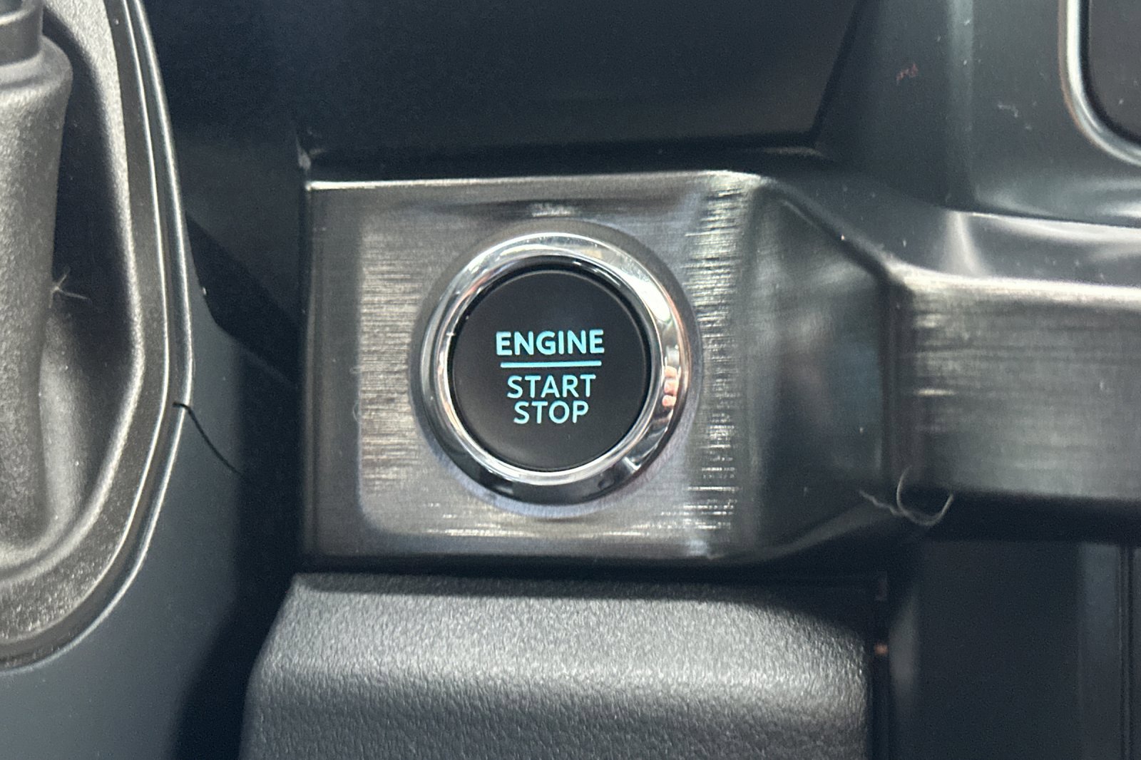 Used 2024 Ford F350 Lariat w/ Sport Appearance Package image 23