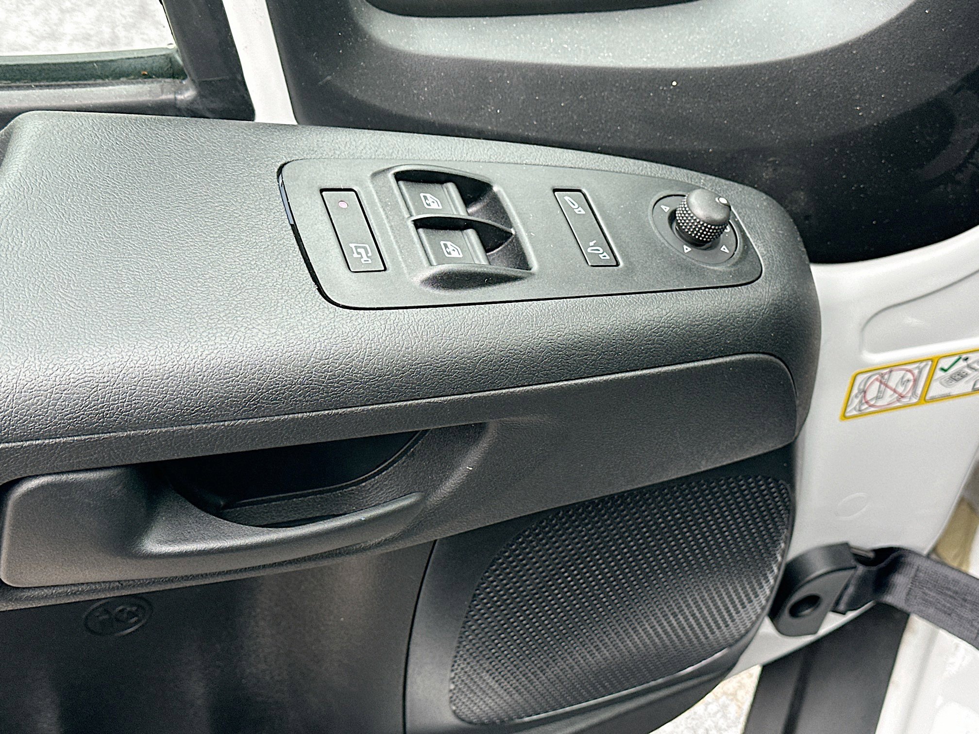 Used 2024 RAM ProMaster 2500 w/ Safety Group image 23