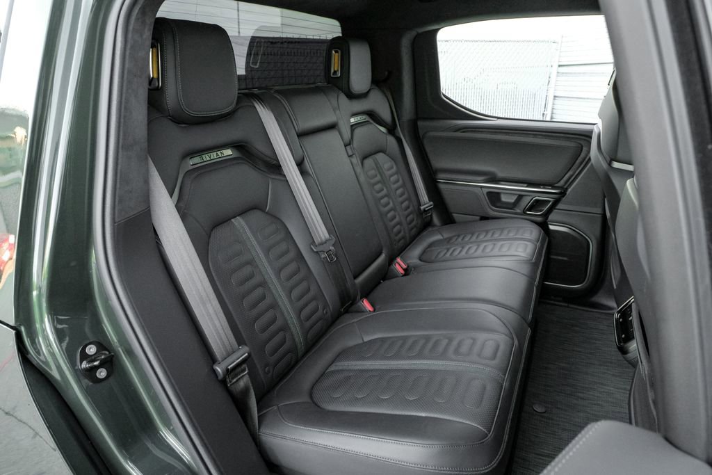 Used 2022 Rivian R1T Adventure image 35