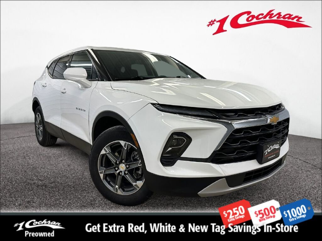 Used 2025 Chevrolet Blazer LT AWD/4WD image 1