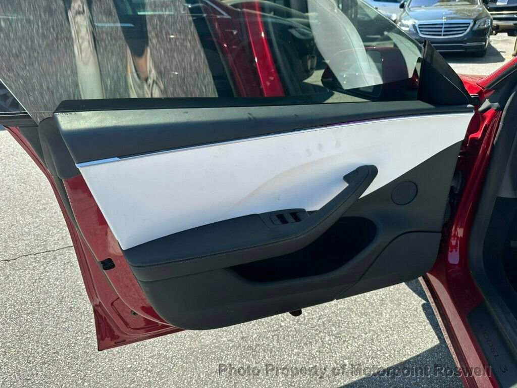 Used 2024 Tesla Model 3 Performance image 16