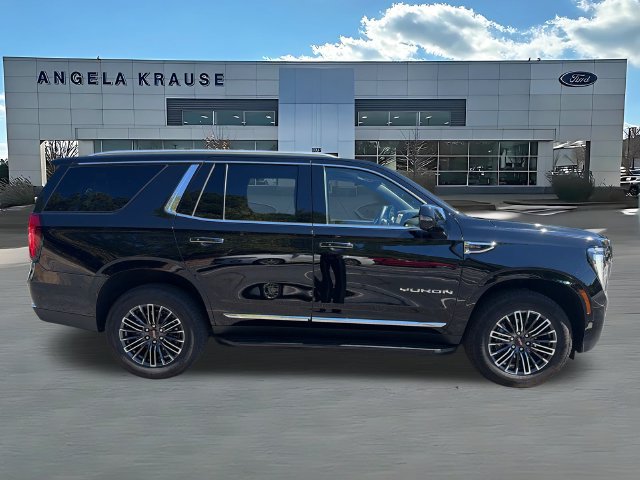 Used 2026 GMC Yukon Elevation RWD image 9