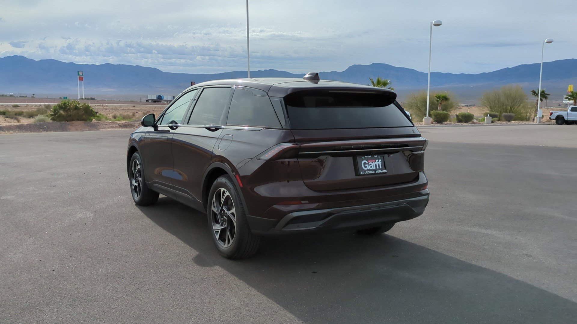 Used 2025 Lincoln Nautilus Premier w/ Jet Appearance Package AWD/4WD image 5