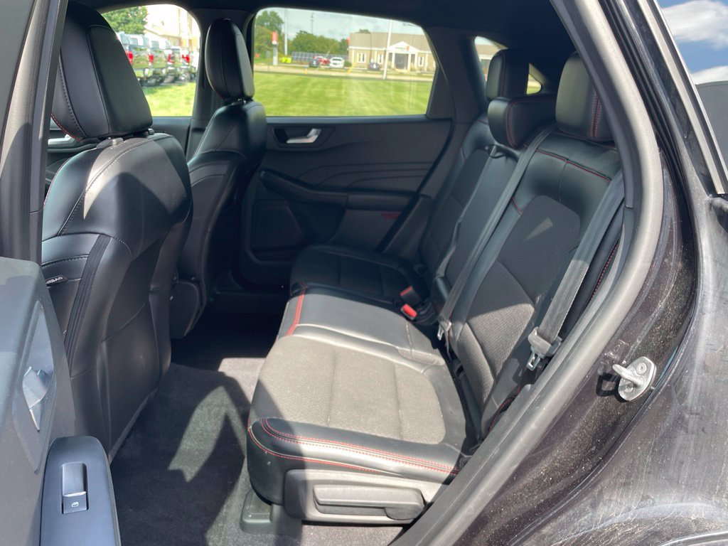Certified 2023 Ford Escape ST-Line w/ Tech Pack #1 AWD/4WD image 10