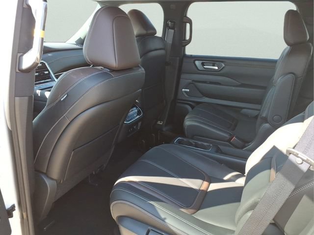 New 2026 Nissan Armada SL w/ Captain's Chari Seat Package AWD/4WD image 26
