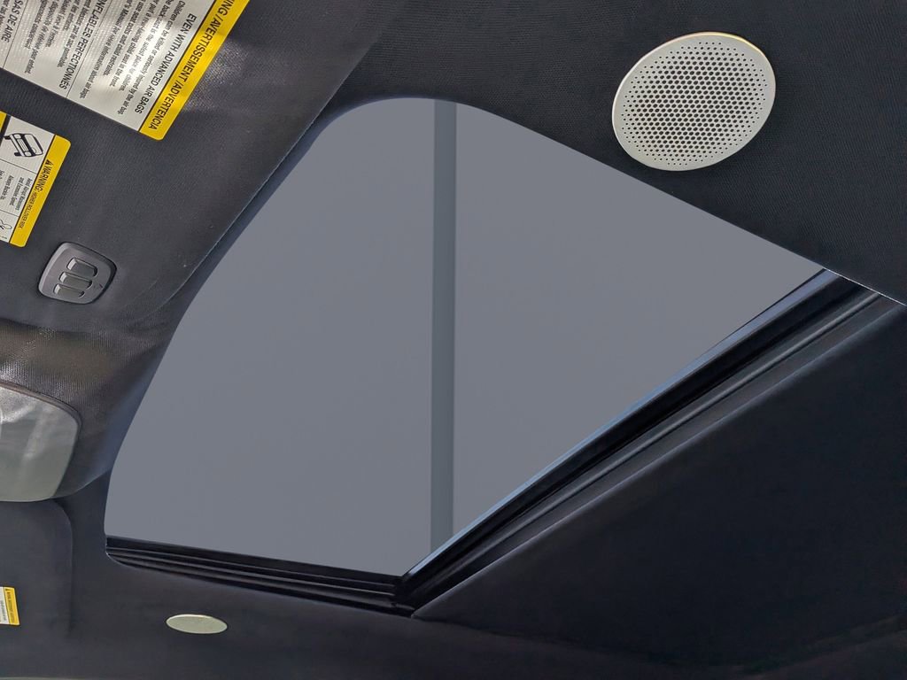 Used 2023 Ford F150 Lariat w/ Equipment Group 502A High image 20