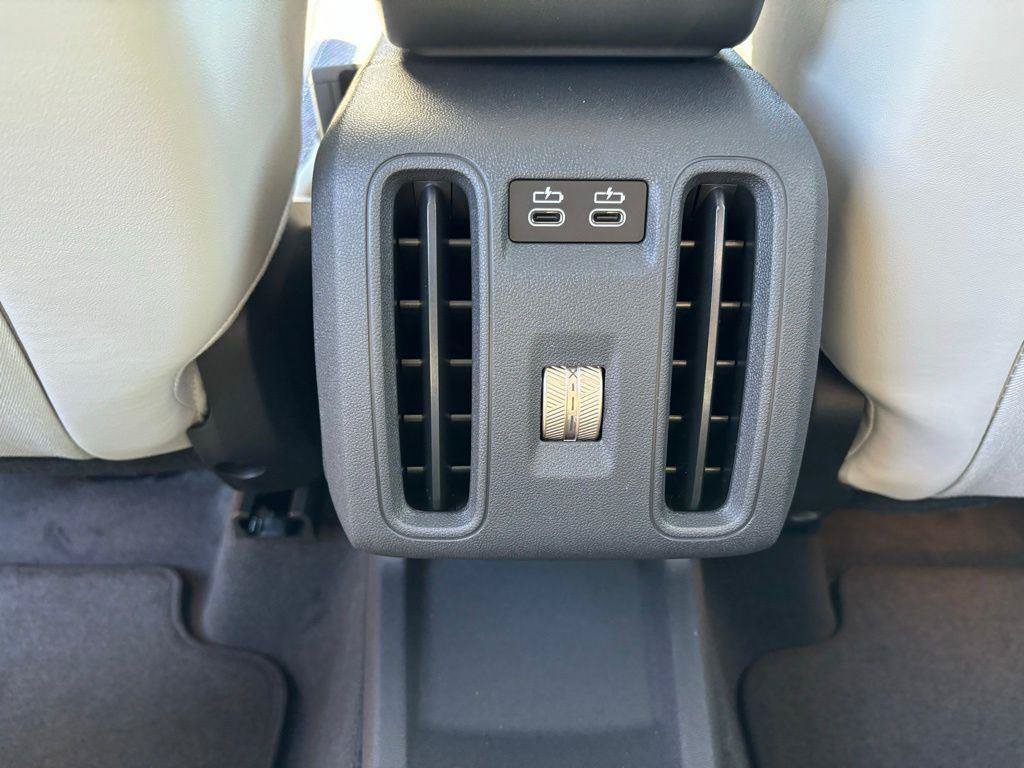 Used 2025 MINI Cooper Countryman S w/ Comfort Package Max AWD/4WD image 16