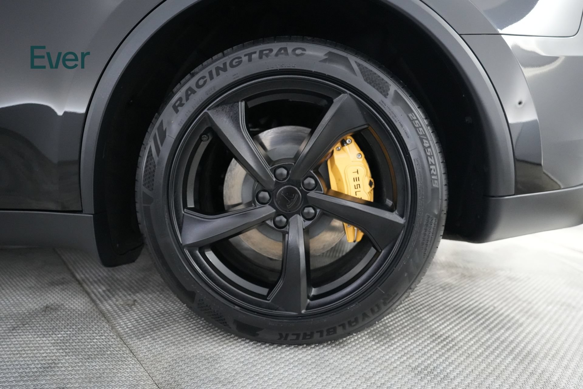Used 2026 Tesla Model Y Long Range RWD image 9