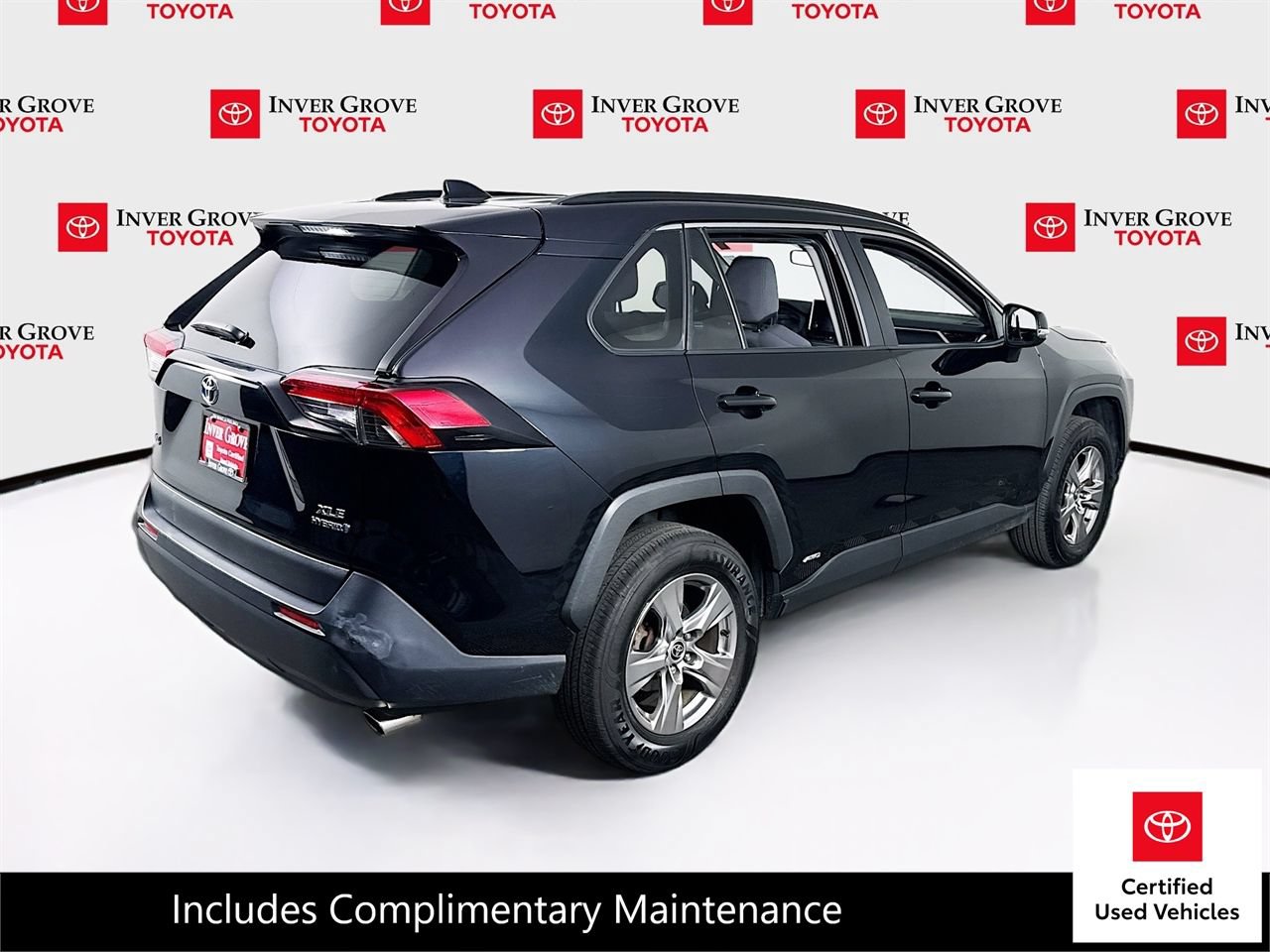Certified 2023 Toyota RAV4 XLE w/ XLE Grade Weather Package AWD/4WD image 5