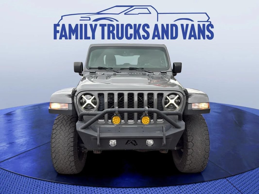 Used 2022 Jeep Gladiator Rubicon w/ Cold Weather Group AWD/4WD image 8