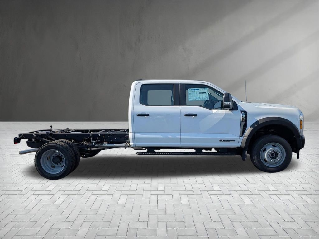 New 2025 Ford F550 4x4 Crew Cab Super Duty image 8