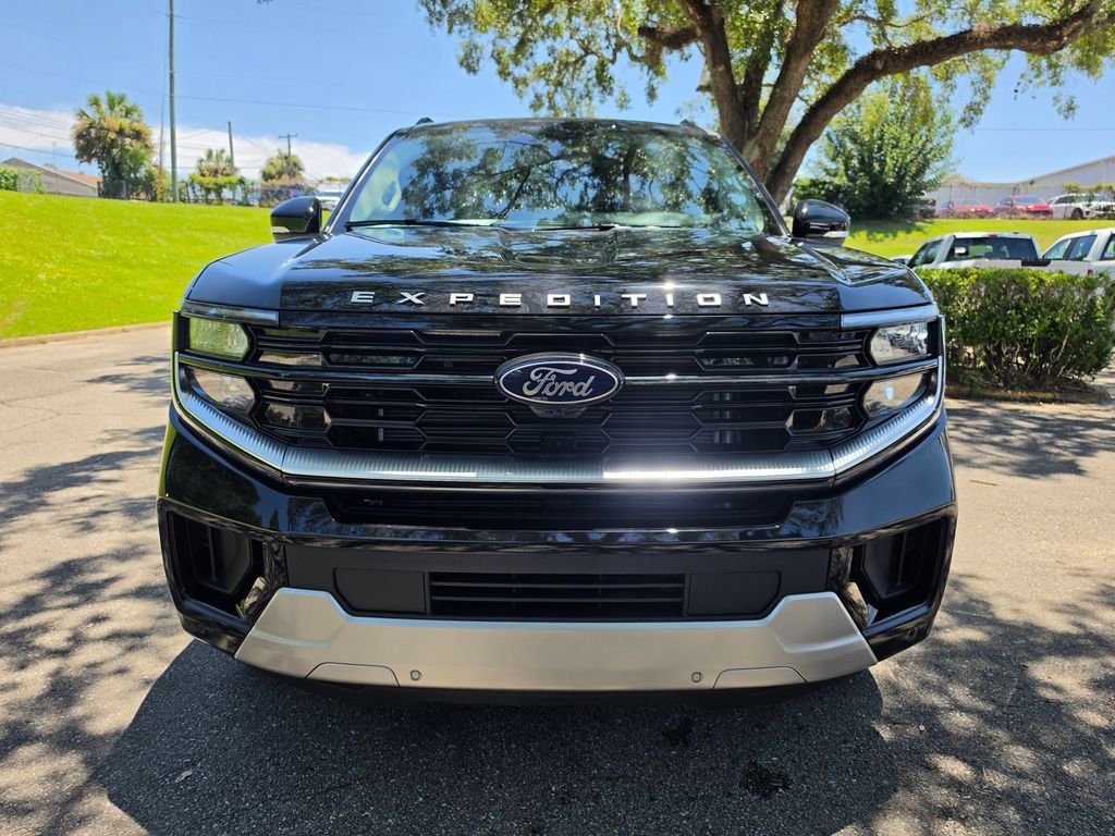New 2026 Ford Expedition Max Platinum w/ Driver's Package AWD/4WD image 6