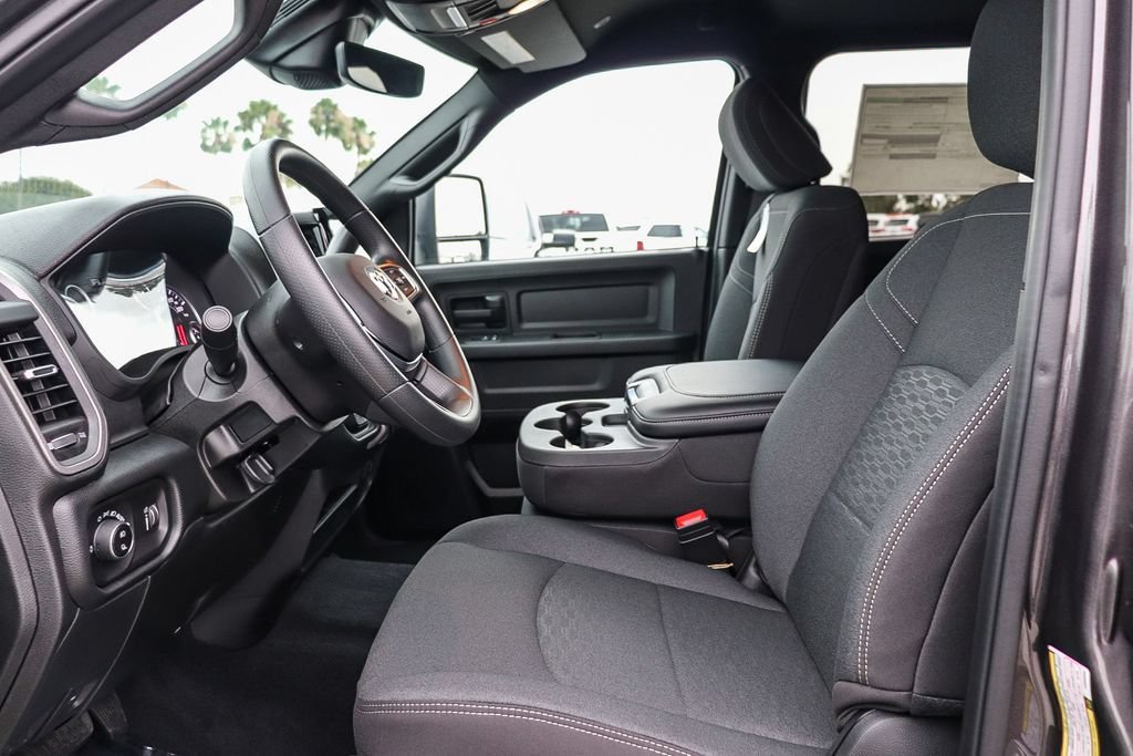 New 2026 RAM 3500 Tradesman AWD/4WD image 21