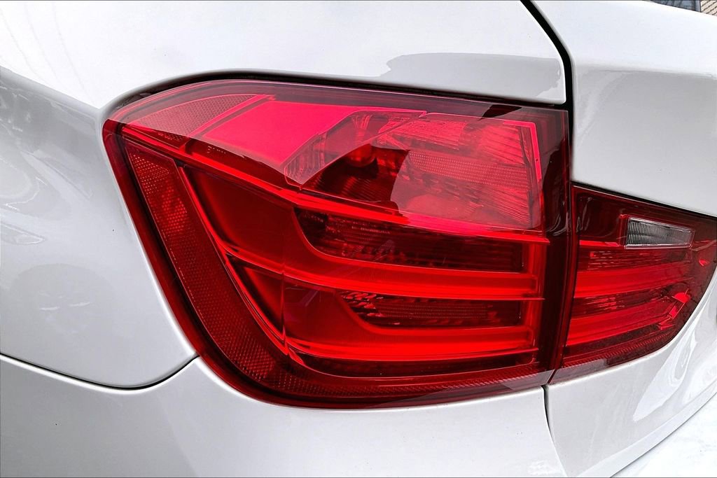 Used 2015 BMW 328i xDrive Sedan image 23