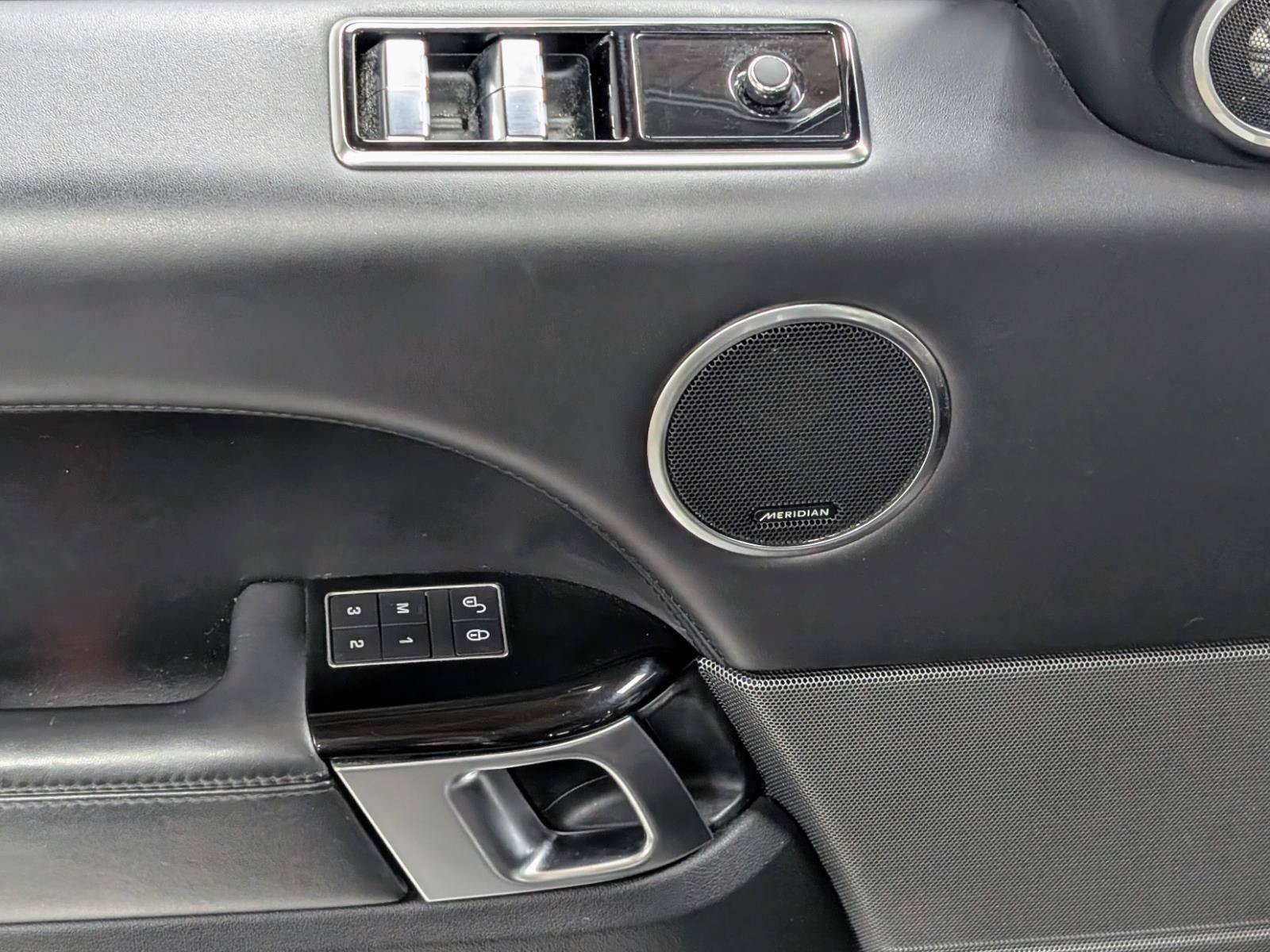 Used 2019 Land Rover Range Rover Sport HSE Dynamic AWD/4WD image 13