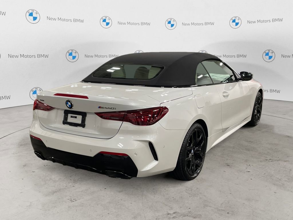 New 2026 BMW 440i xDrive Convertible image 5