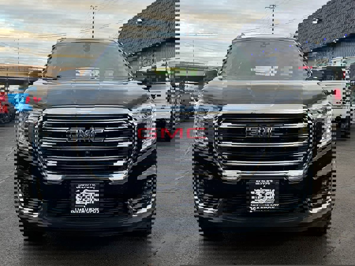 Used 2022 GMC Terrain SLT w/ Infotainment Package II image 4