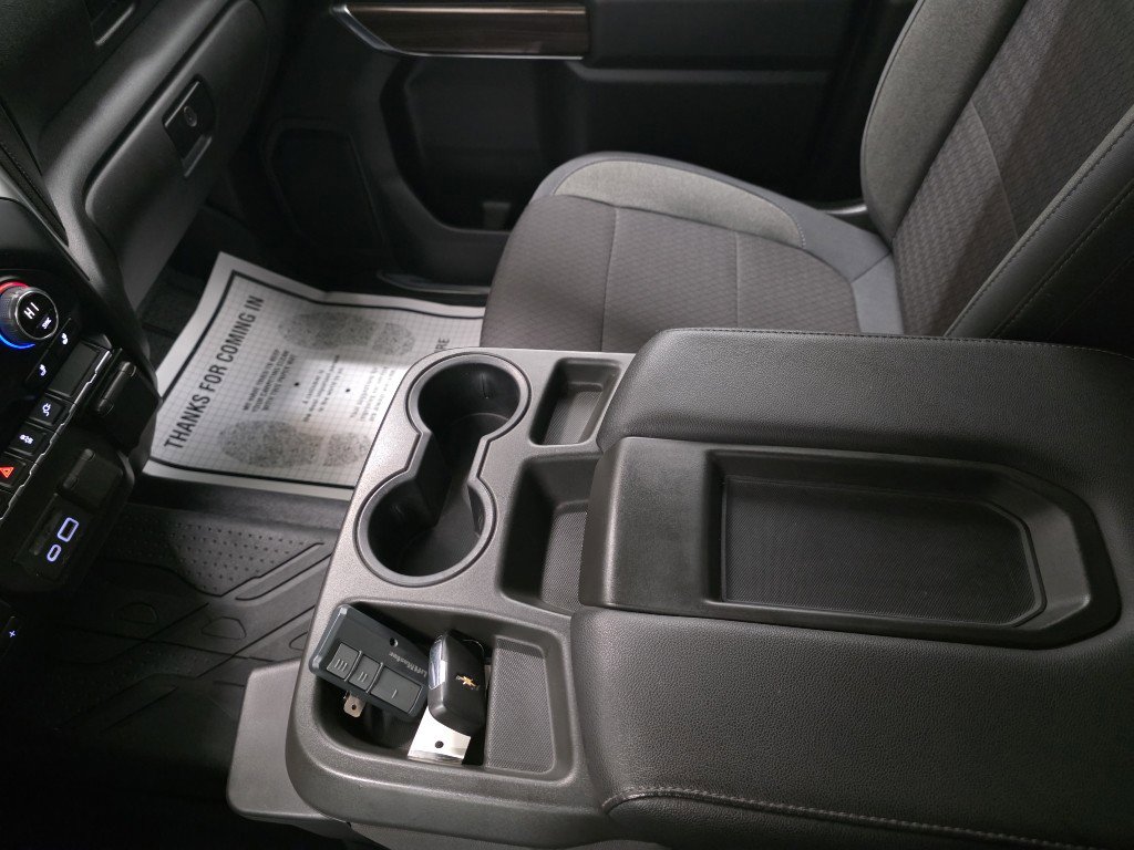 Used 2019 Chevrolet Silverado 1500 LT image 30