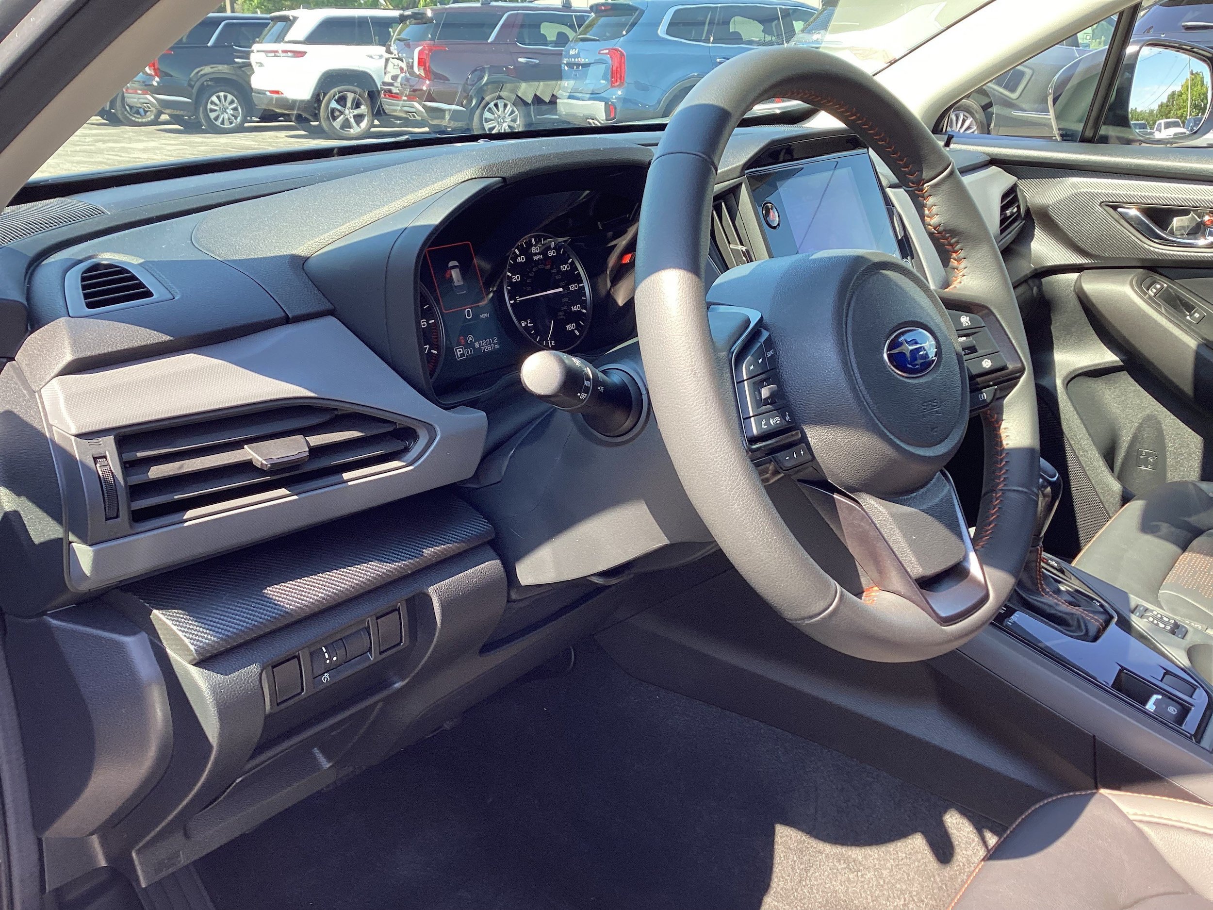 Used 2025 Subaru Crosstrek 2.5i Limited AWD/4WD image 11