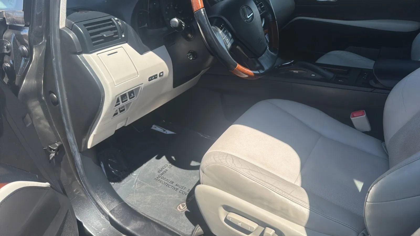 Used 2010 Lexus RX 450h AWD image 28