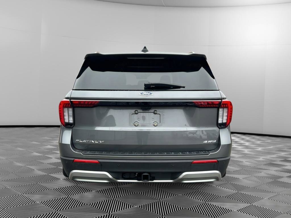 Used 2025 Ford Explorer Platinum image 6