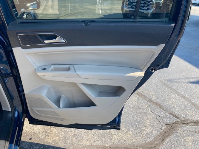 Used 2018 Volkswagen Atlas SE image 16